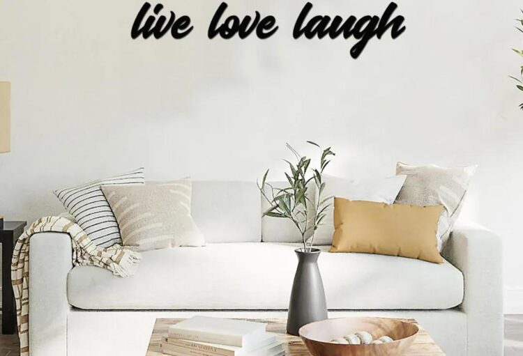 dřevo života Dřevěný nápis na zeď LIVE LOVE LAUGH